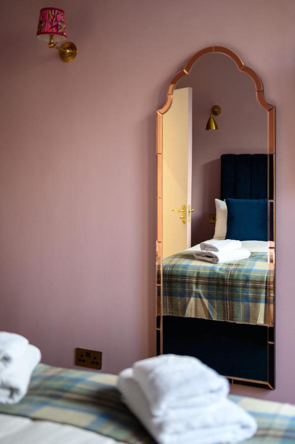 Comfortable Ground Floor Double Room เอดินบะระ ภายนอก รูปภาพ